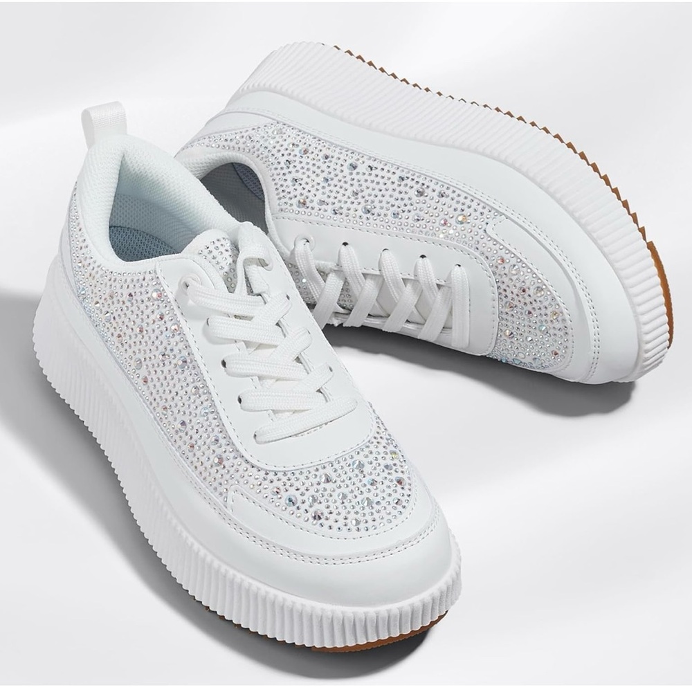 Elegant White Crystal-Embellished Rhinestone Embellished Platform Sneakers New